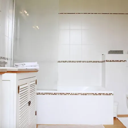 D'hotes De Charme Dans Un Vignoble Bed & Breakfast